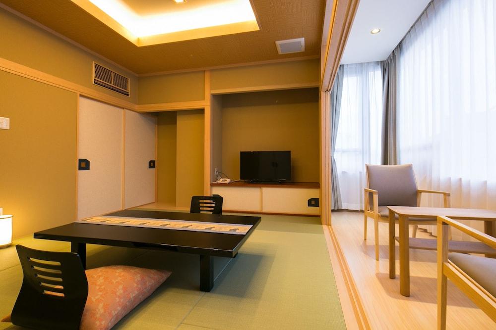 Hotel Shiroyama Yugawara Exterior photo