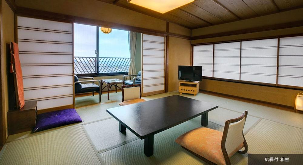 Hotel Shiroyama Yugawara Exterior photo